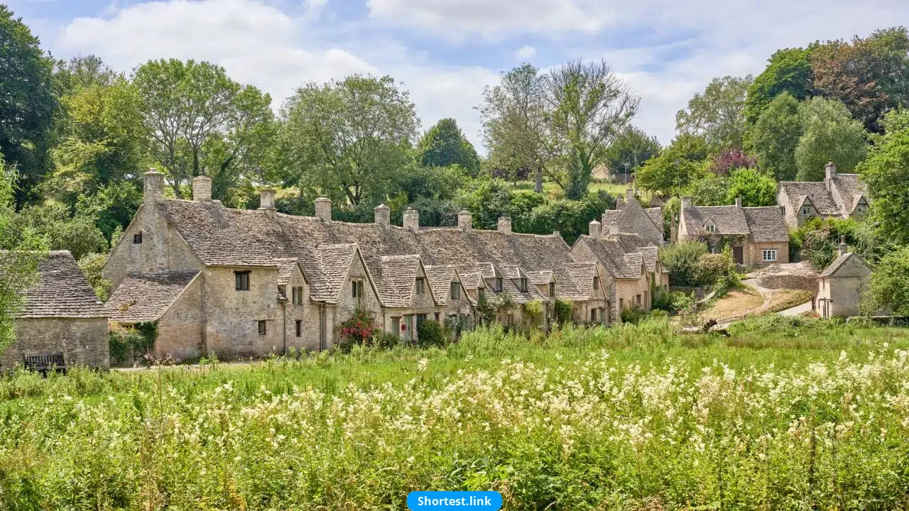 美しすぎるために“呪われた”村